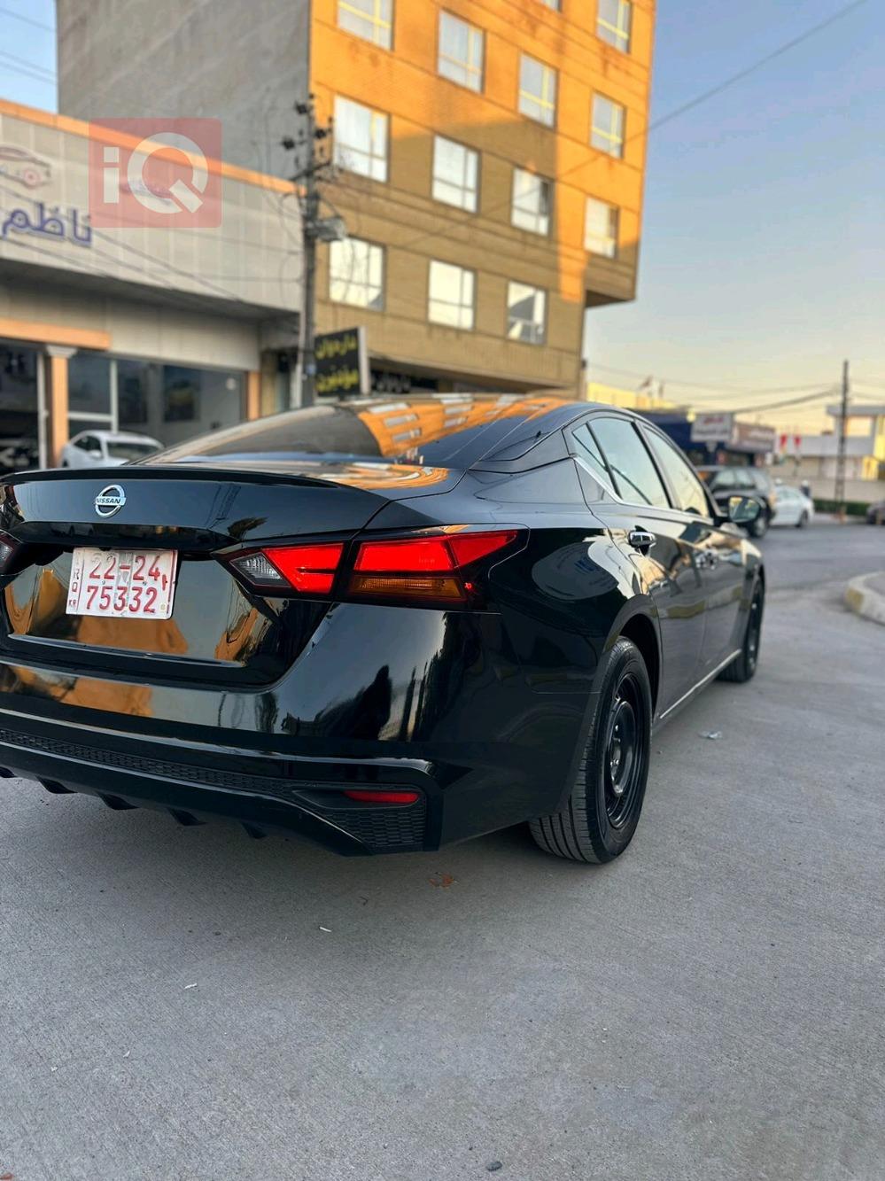 Nissan Altima